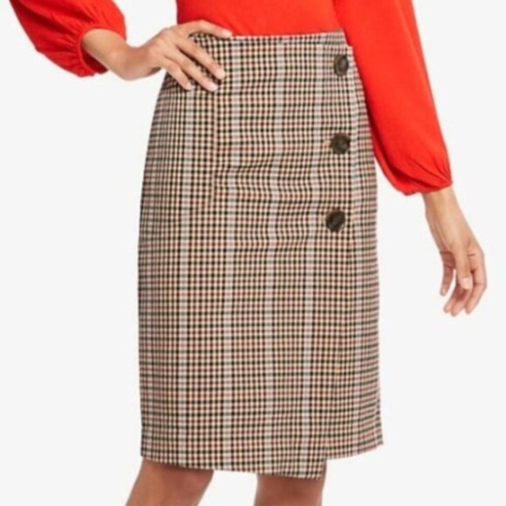 Ann Taylor Factory Plaid Faux Wrap Front Skirt Button Closure Size 6P - Picture 4 of 11